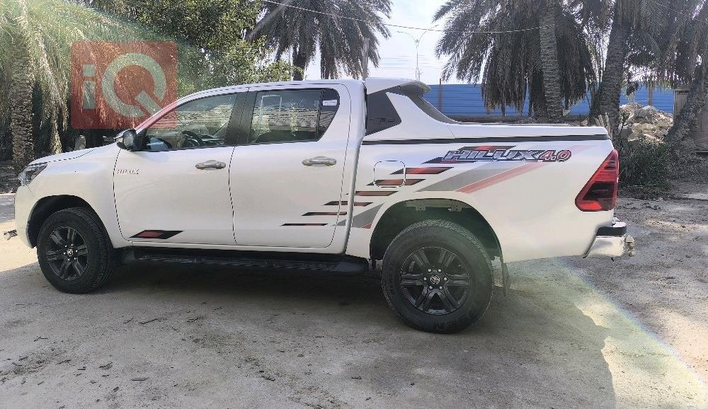 تويوتا هايلوكس